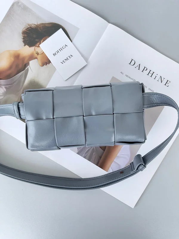 Feminine Luxe Style Sale Zynteeqs - Latest - 6943 Chic Shoulder Bags At Promotional Rates